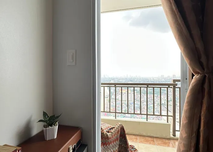 Apartment Resort-style Oasis At The The Heart Of The