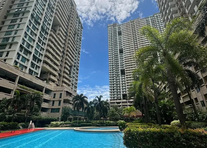 Resort-style Oasis At The The Heart Of The Apartment Manila